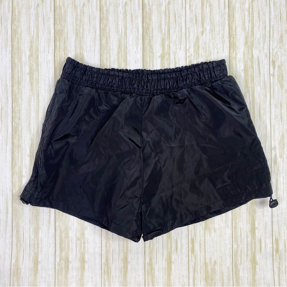 PrettyLittleThing | Shorts | Pretty Little Thing Black Toggle Ruched ...